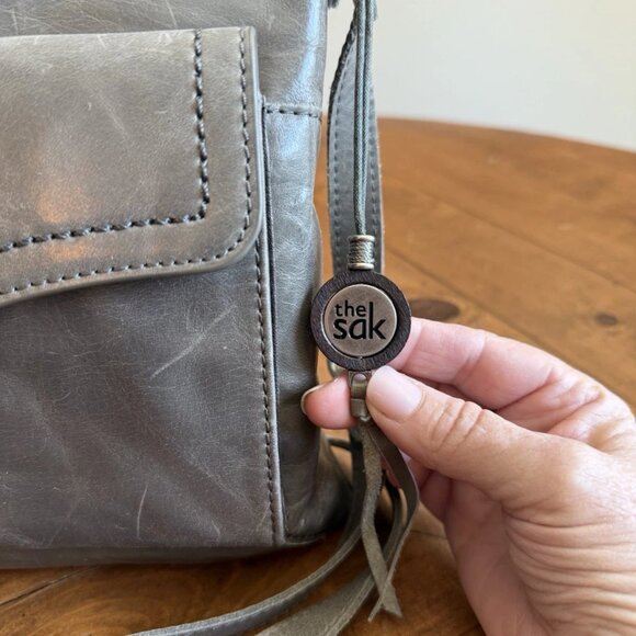 The Sak Leather Purse - Picture 3 of 16